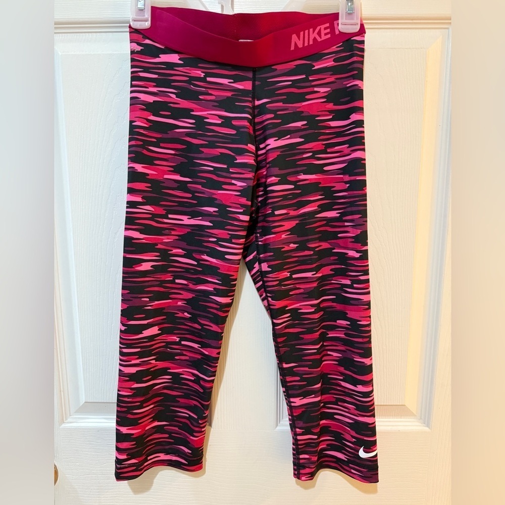 Nike Pro Pink and Black Geometric Capri Leggings